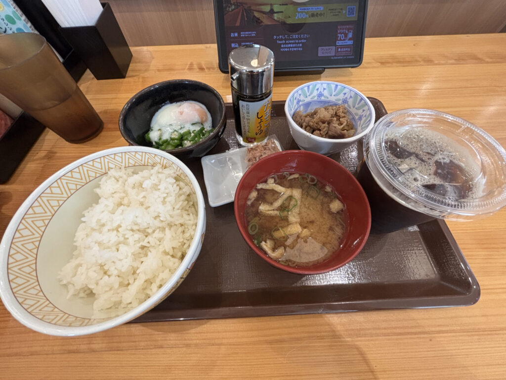 牛まぜのっけ朝食
